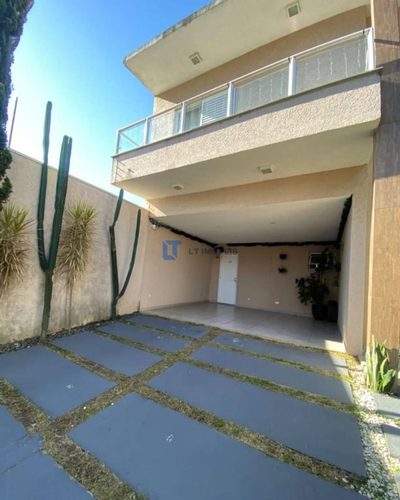 Sobrado, 3 quartos, 195 m² - Foto 1