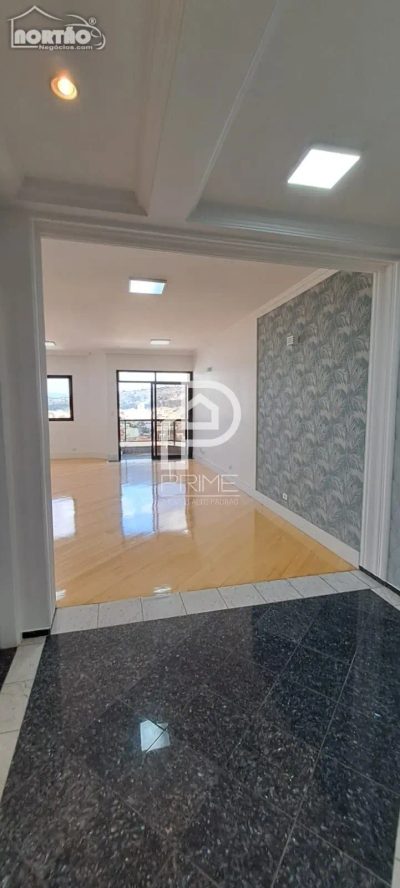 Casa, 5 quartos, 148 m² - Foto 3