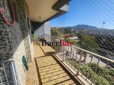 Apartamento, 2 quartos, 62 m² - Foto 2