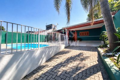 Casa, 3 quartos, 133 m² - Foto 1