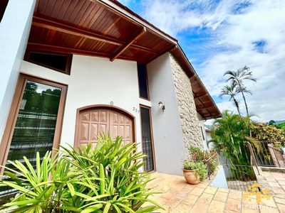Casa, 3 quartos, 203 m² - Foto 4