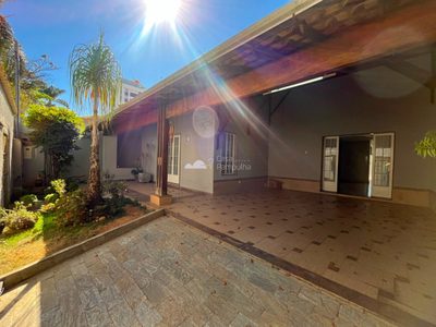 Casa, 4 quartos, 360 m² - Foto 3