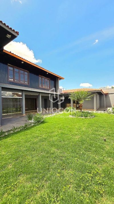 Casa, 6 quartos, 650 m² - Foto 1