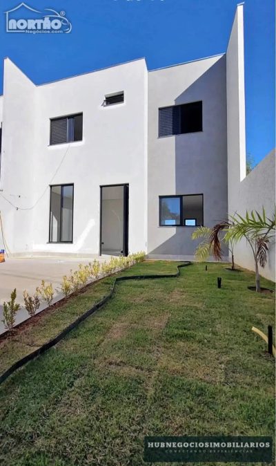 Casa, 4 quartos, 130 m² - Foto 1