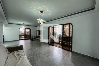 Apartamento, 5 quartos, 253 m² - Foto 1