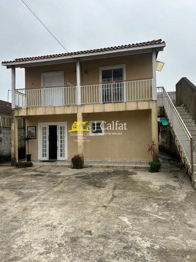 Casa, 4 quartos, 225 m² - Foto 2
