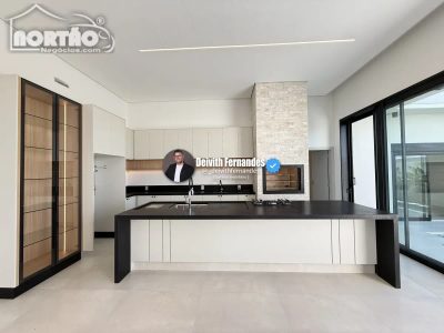 Casa, 1 quarto, 205 m² - Foto 1