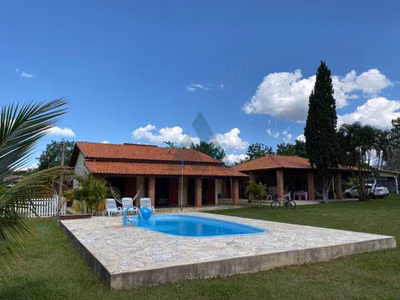 Chácara, 3 quartos, 2000 m² - Foto 1