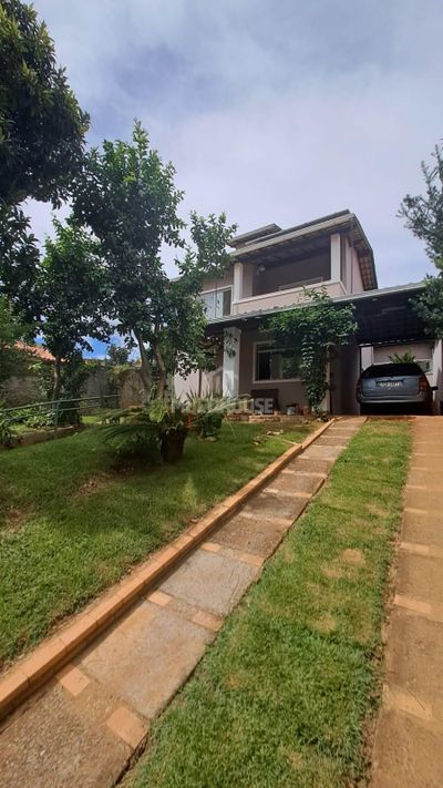 Casa, 3 quartos, 192 m² - Foto 1