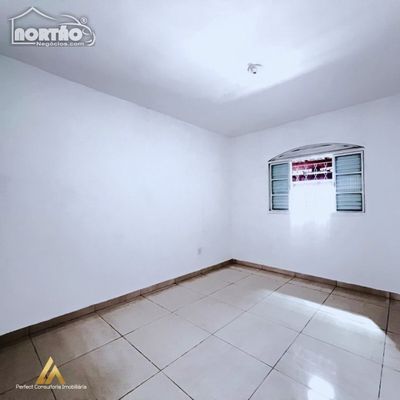 Casa, 3 quartos, 290 m² - Foto 3