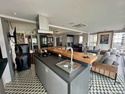 Apartamento, 4 quartos, 220 m² - Foto 1