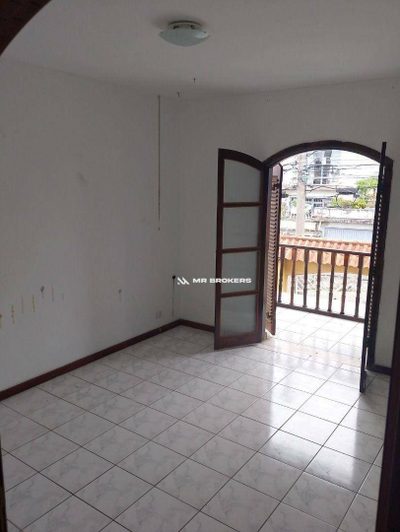 Casa, 3 quartos, 211 m² - Foto 4