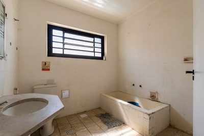 Casa, 4 quartos, 239 m² - Foto 2