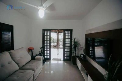 Casa, 7 quartos, 393 m² - Foto 1