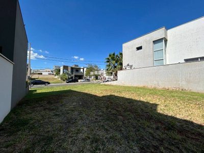 Loteamento e Condomínio, 300 m² - Foto 3