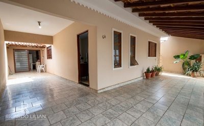 Casa, 4 quartos, 134 m² - Foto 1