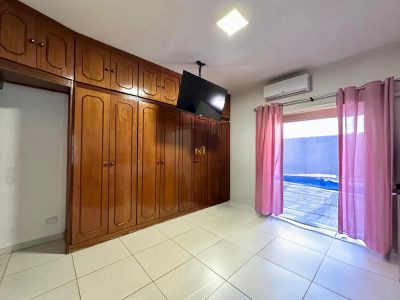 Casa, 4 quartos, 265 m² - Foto 3