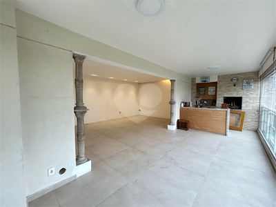 Apartamento, 3 quartos, 158 m² - Foto 2