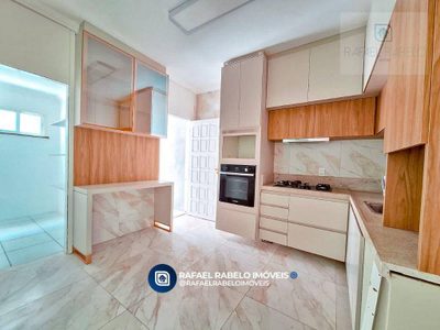 Casa, 4 quartos, 230 m² - Foto 5