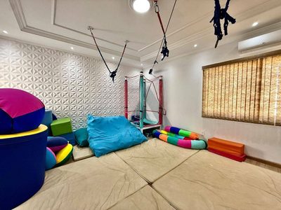 Casa, 4 quartos, 180 m² - Foto 2