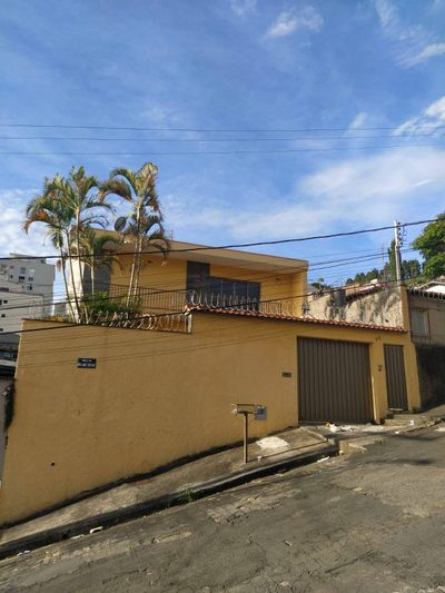 Casa, 3 quartos, 249 m² - Foto 2