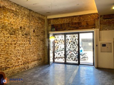 Prédio Inteiro, 60 m² - Foto 2