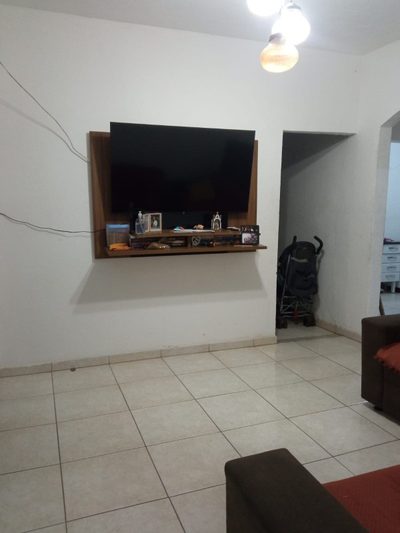 Casa, 2 quartos, 360 m² - Foto 1
