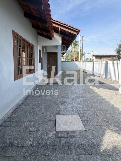 Casa, 3 quartos, 111 m² - Foto 2