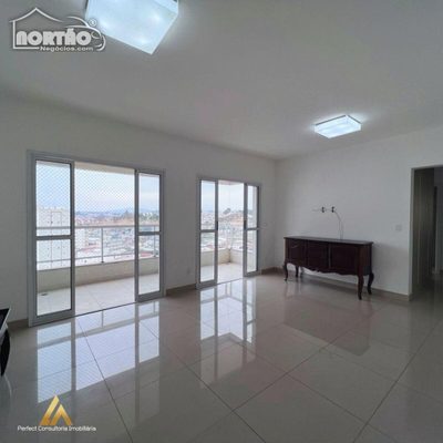 Casa, 4 quartos, 139 m² - Foto 4