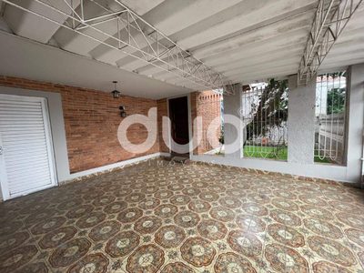 Casa, 3 quartos, 183 m² - Foto 2