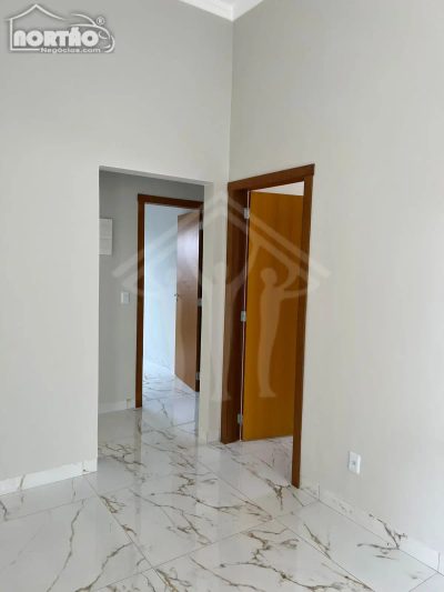 Casa, 3 quartos, 109 m² - Foto 2