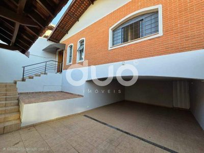 Casa, 3 quartos, 200 m² - Foto 1