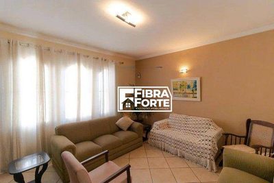 Casa, 4 quartos, 258 m² - Foto 2