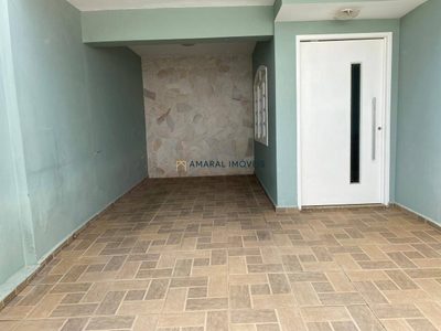 Casa, 3 quartos, 230 m² - Foto 1