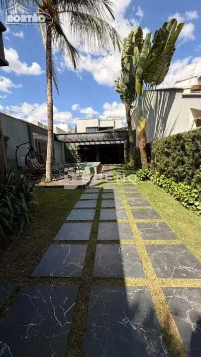 Casa, 3 quartos, 179 m² - Foto 1