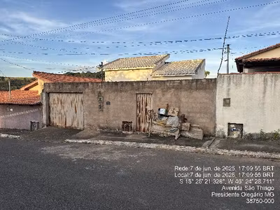 Casa, 2 quartos, 200 m² - Foto 1