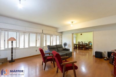 Casa, 4 quartos, 273 m² - Foto 2
