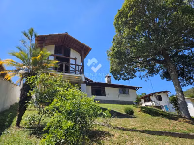 Casa, 4 quartos, 160 m² - Foto 1