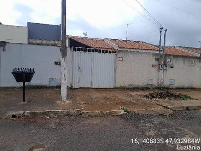 Casa, 2 quartos, 180 m² - Foto 1