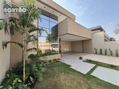 Casa, 4 quartos, 195 m² - Foto 2