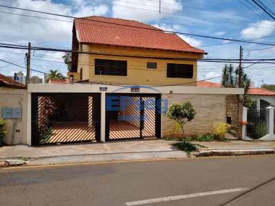 Sobrado, 4 quartos, 540 m² - Foto 1