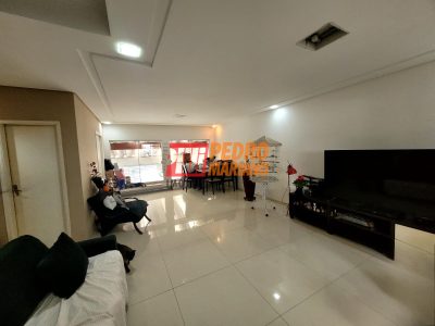 Sobrado, 3 quartos, 175 m² - Foto 1