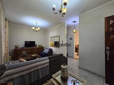 Sobrado, 4 quartos, 216 m² - Foto 2