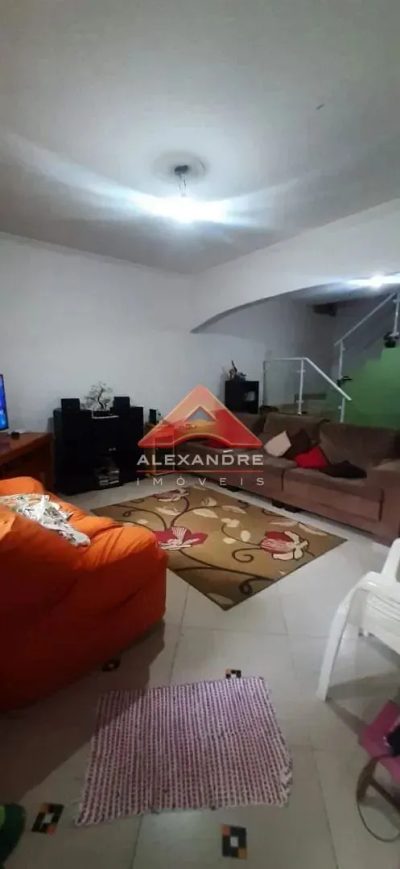 Casa, 3 quartos, 140 m² - Foto 1