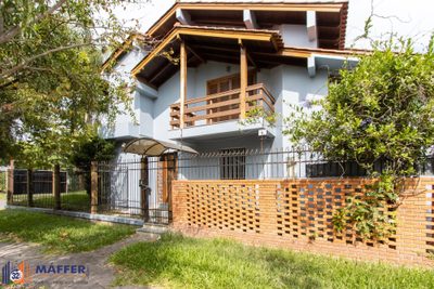 Casa, 4 quartos, 286 m² - Foto 1