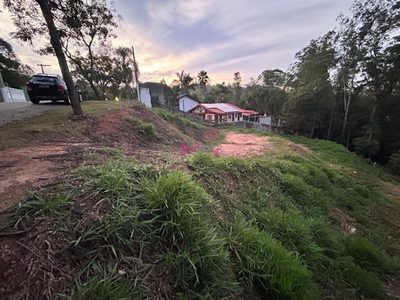 Terreno, 1600 m² - Foto 1