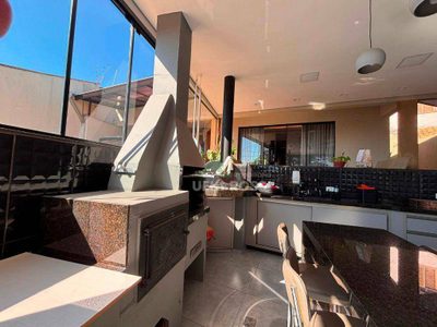 Casa, 3 quartos, 139 m² - Foto 4