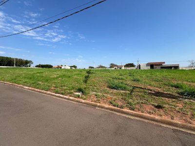 Loteamento e Condomínio, 203 m² - Foto 2