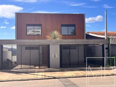 Casa, 3 quartos, 177 m² - Foto 1