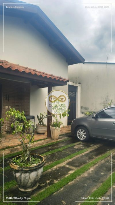 Casa, 4 quartos, 235 m² - Foto 1